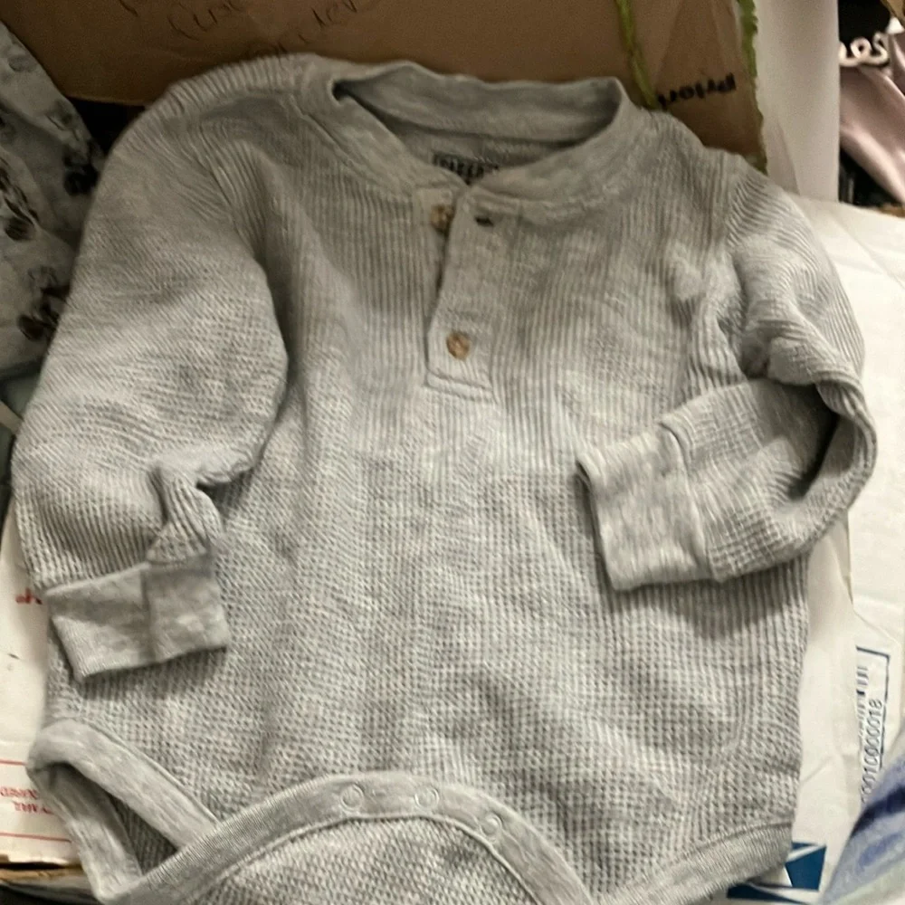 FINAL MARKDOWN Faded glory one piece waffle weave Henley 12 months